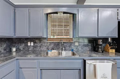 Kitchen - 4707 E 116th St, Perkins, OK 74059 photo 7 of 7