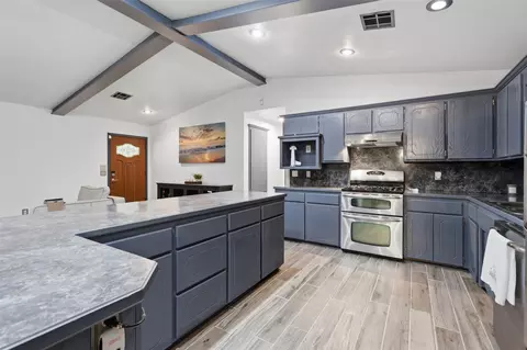 Kitchen - 4707 E 116th St, Perkins, OK 74059 photo 5 of 7