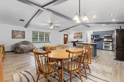 Dining - 4707 E 116th St, Perkins, OK 74059 photo 2 of 2