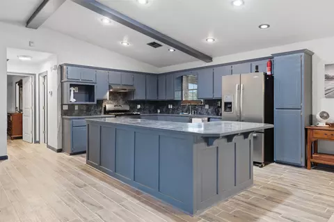 Kitchen - 4707 E 116th St, Perkins, OK 74059 photo 2 of 7