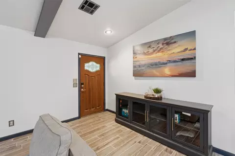 Entry Way - 4707 E 116th St, Perkins, OK 74059 photo 1 of 2