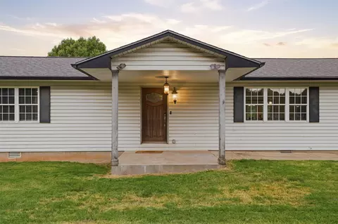 Exterior - 4707 E 116th St, Perkins, OK 74059 photo 5 of 12