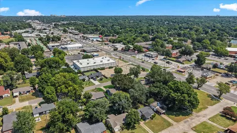 View/Area - 1146 E 49th St, Tulsa, OK 74105 photo 5 of 6