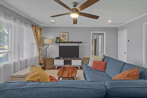 Living - 1146 E 49th St, Tulsa, OK 74105 photo 2 of 3