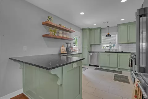 Kitchen - 1146 E 49th St, Tulsa, OK 74105 photo 1 of 7