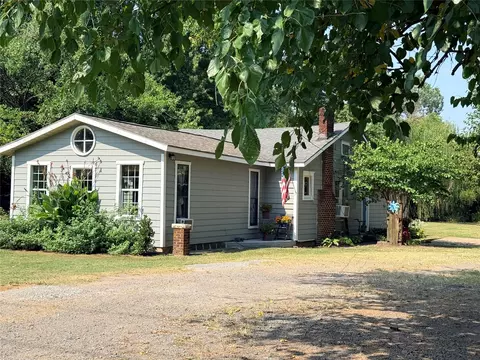 2215 S 24th W, Muskogee, OK 74401