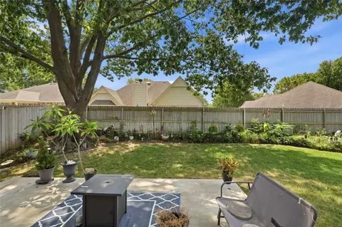 Exterior - 8910 E 100th Pl, Tulsa, OK 74133 photo 6 of 12