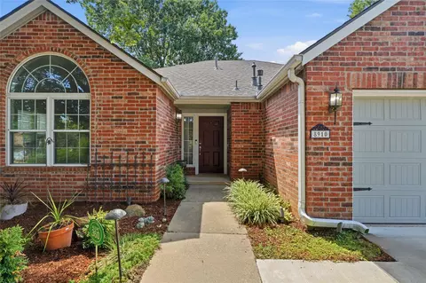 Exterior - 8910 E 100th Pl, Tulsa, OK 74133 photo 5 of 12