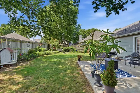 Exterior - 8910 E 100th Pl, Tulsa, OK 74133 photo 8 of 12