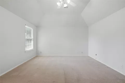 Bedroom - 8910 E 100th Pl, Tulsa, OK 74133 photo 6 of 7