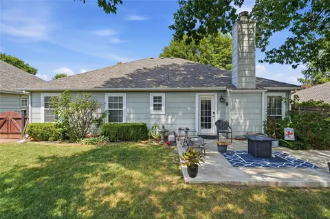 Exterior - 8910 E 100th Pl, Tulsa, OK 74133 photo 9 of 12