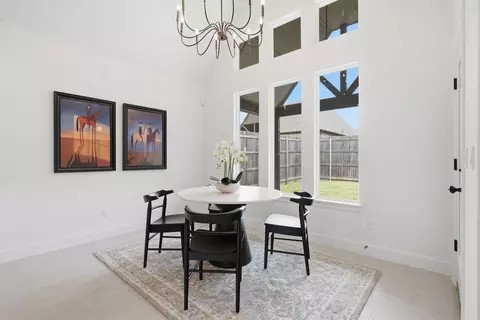 Dining - 16805 E 43rd St, Tulsa, OK 74134 photo 4 of 4