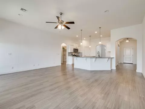Living - 7315 E Oak Ridge St, Broken Arrow, OK 74014 photo 5 of 7