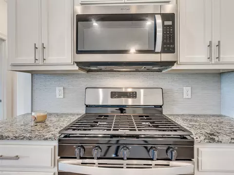 Kitchen - 7315 E Oak Ridge St, Broken Arrow, OK 74014 photo 4 of 11