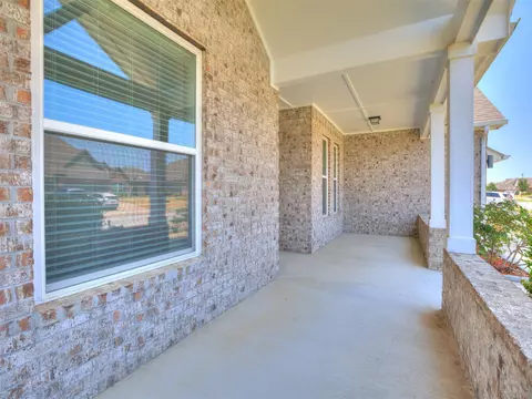 Exterior - 7315 E Oak Ridge St, Broken Arrow, OK 74014 photo 3 of 7