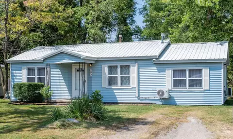 205 3rd St, Warner, OK 74469 photo 2