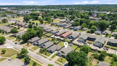 View/Area - 2520 E 5 Pl, Tulsa, OK 74104 photo 4 of 5