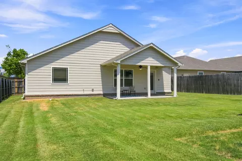 Exterior - 2520 E 5 Pl, Tulsa, OK 74104 photo 8 of 9