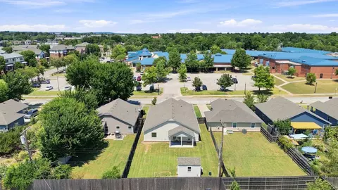 View/Area - 2520 E 5 Pl, Tulsa, OK 74104 photo 5 of 5