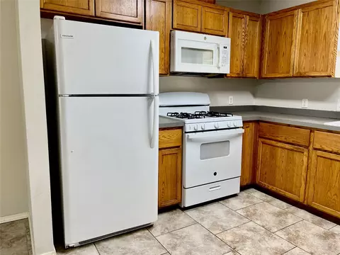 Kitchen - 6317 E Reading St, Tulsa, OK 74115 photo 3 of 3