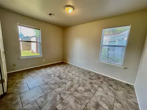 Bedroom - 6317 E Reading St, Tulsa, OK 74115 photo 2 of 3