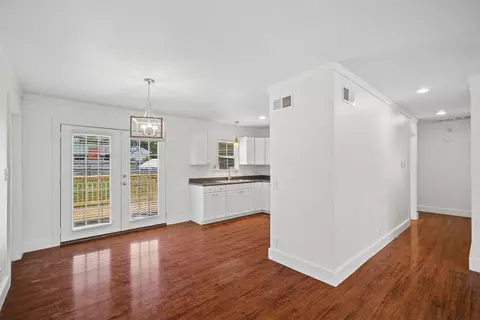 Entry Way - 4121 E 36th Pl, Tulsa, OK 74135 photo 1 of 1