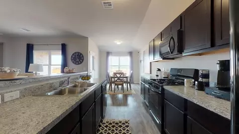 Kitchen - 1612 E Ithaca St, Broken Arrow, OK 74012 photo 3 of 3
