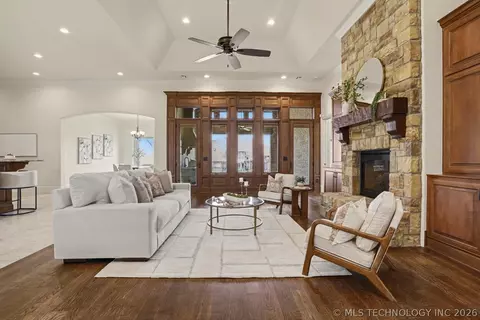 Living - 17743 E Red Hawk Rd, Owasso, OK 74055 photo 2 of 5