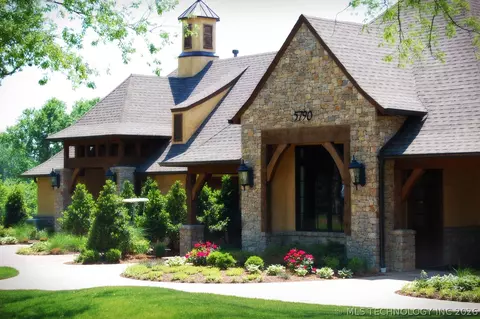 Exterior - 17743 E Red Hawk Rd, Owasso, OK 74055 photo 10 of 10
