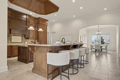 Kitchen - 17743 E Red Hawk Rd, Owasso, OK 74055 photo 1 of 10