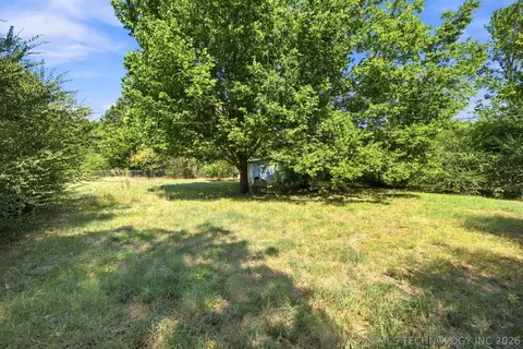 Other - 404 E Beach St, Henryetta, OK 74437 photo 5 of 5
