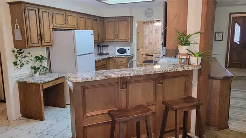 Kitchen - 1405 Willow Brk, Ada, OK 74820 photo 1 of 8