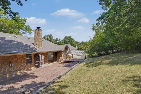 Exterior - 5846 E 63rd St, Tulsa, OK 74136 photo 5 of 7