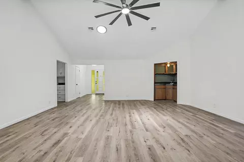 Living - 5846 E 63rd St, Tulsa, OK 74136 photo 5 of 5