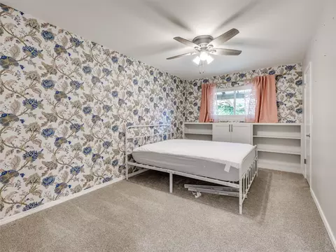 Bedroom - 2979 E 77th Pl, Tulsa, OK 74136 photo 3 of 4
