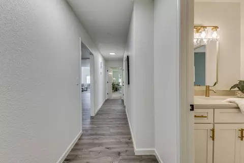 Entry Way - 6223 E 100th Pl, Tulsa, OK 74137 photo 6 of 6