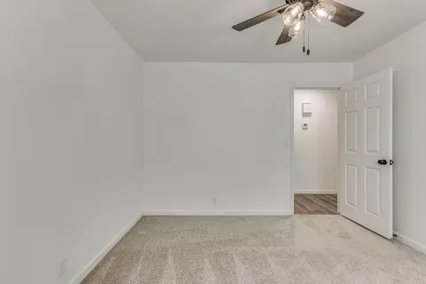 Bedroom - 6223 E 100th Pl, Tulsa, OK 74137 photo 5 of 7