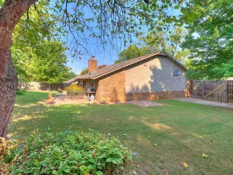 Exterior - 4236 E 84th St, Tulsa, OK 74137 photo 13 of 14