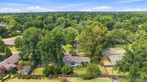 View/Area - 2706 E 57th St, Tulsa, OK 74105 photo 1 of 5