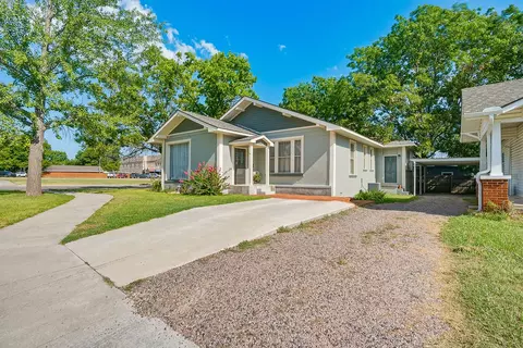 Exterior - 100 E 16th, Ada, OK 74820 photo 2 of 9