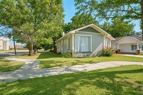 Exterior - 100 E 16th, Ada, OK 74820 photo 5 of 9