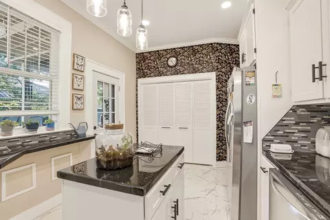 Kitchen - 100 E 16th, Ada, OK 74820 photo 4 of 4