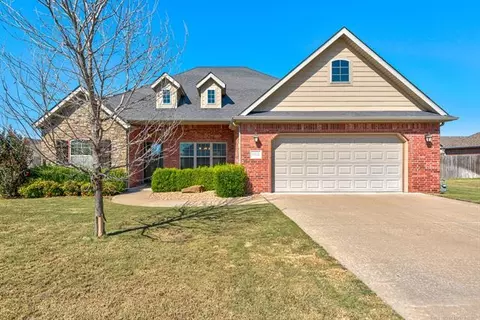 5402 Aspen Ave, Bartlesville, OK 74006