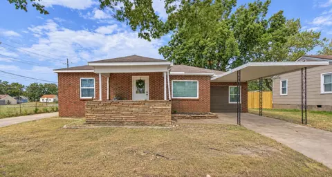 1237 S Maple Ave, Bartlesville, OK 74003