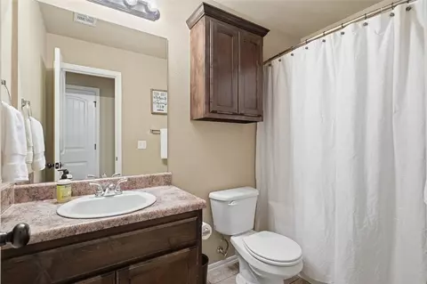 Bath - 11716 E 109th St N, Owasso, OK 74055 photo 2 of 2