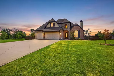 2114 E 176th St S, Mounds, OK 74047