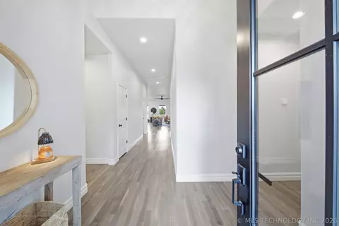 Entry Way - 30733 E 65th St S, Broken Arrow, OK 74014 photo 1 of 2