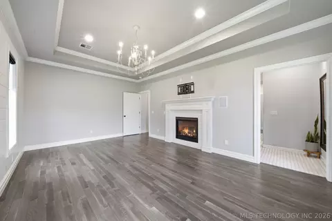 Living - 30733 E 65th St S, Broken Arrow, OK 74014 photo 6 of 6