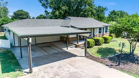 Exterior - 5117 E 23rd St, Tulsa, OK 74114 photo 4 of 7