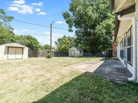 Exterior - 5117 E 23rd St, Tulsa, OK 74114 photo 6 of 7